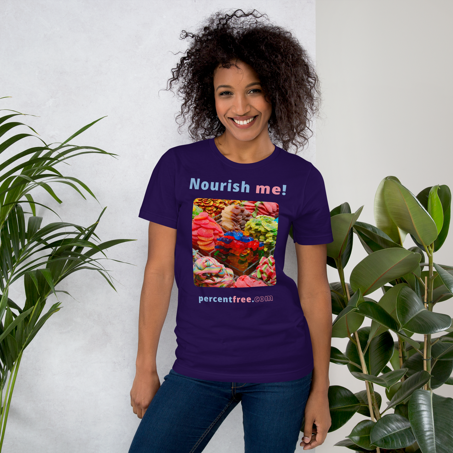 Nourish me! - gummy bears - unisex freedom T-shirt 